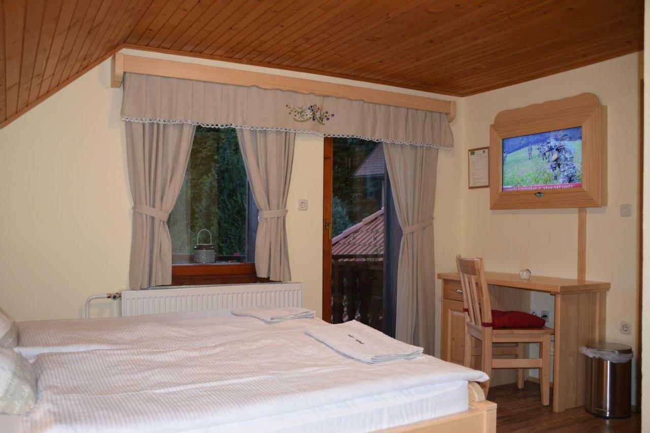 Farm Stay "Alpine Dreams" Solčava Εξωτερικό φωτογραφία